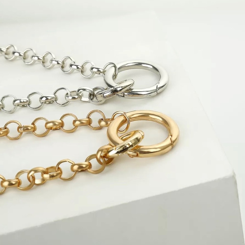 Silver Circle & Chunky Chain Choker - Picture 5 of 6